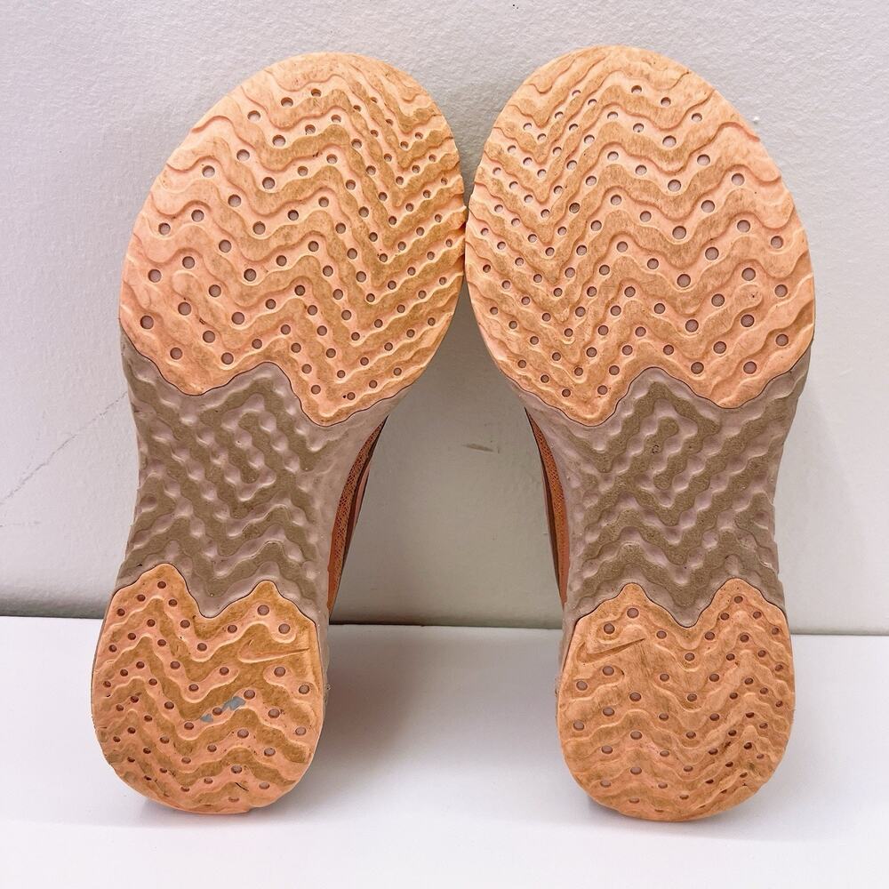 Nike 2018 Legend React Women' Size 10 Pink Running Shoes Sneakers AA1626-602 - Picture 7 of 9